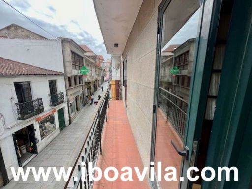 PISO EN  PONTEVEDRA 