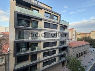 PISO EN  PONTEVEDRA